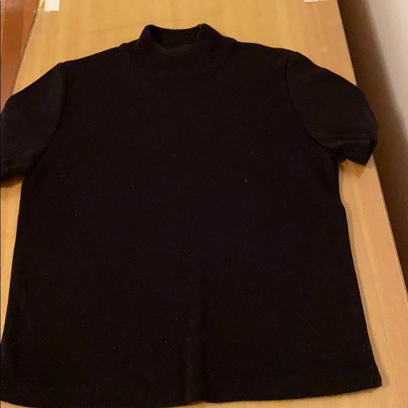 Sweater - Picture 1 of 2